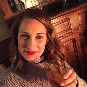 Meet your Posher, Katelyn